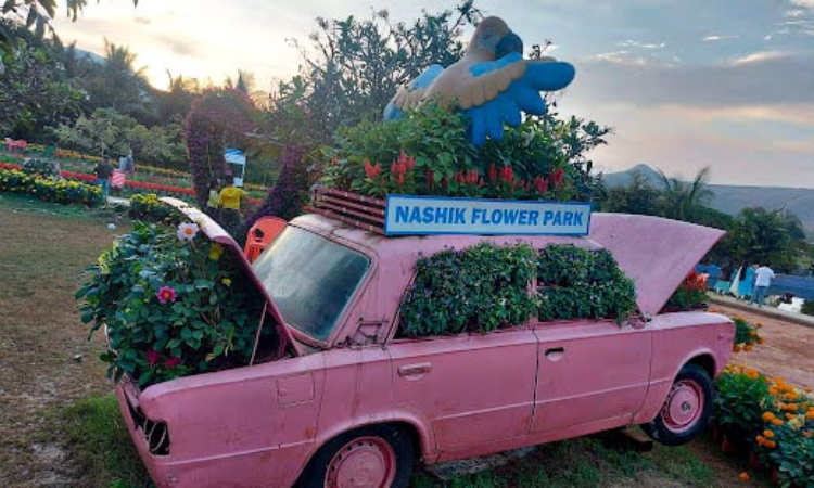 flower park in nashik